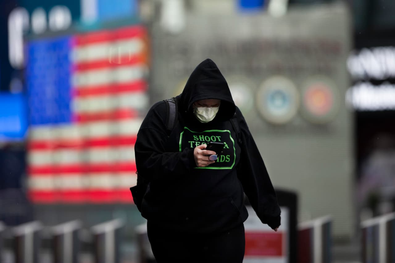 Organizaciones de derechos humanos piden a la Corte Suprema suspender la nueva regla de carga pública