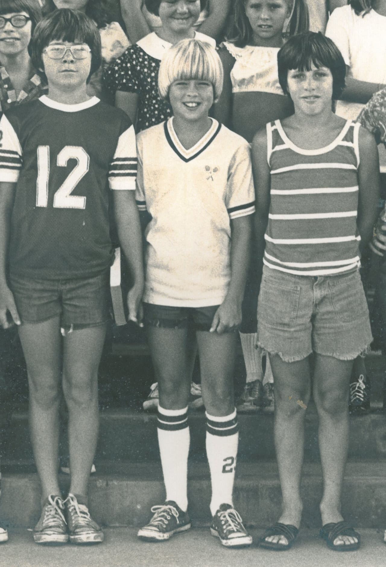 Brad Pitt en otra foto escolar.