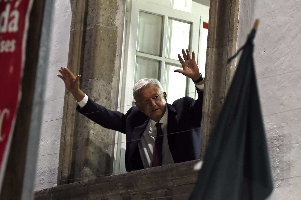 "Estoy seguro que todos los mexicanos le deseamos una gestión exitosa", dijo Peña Nieto.