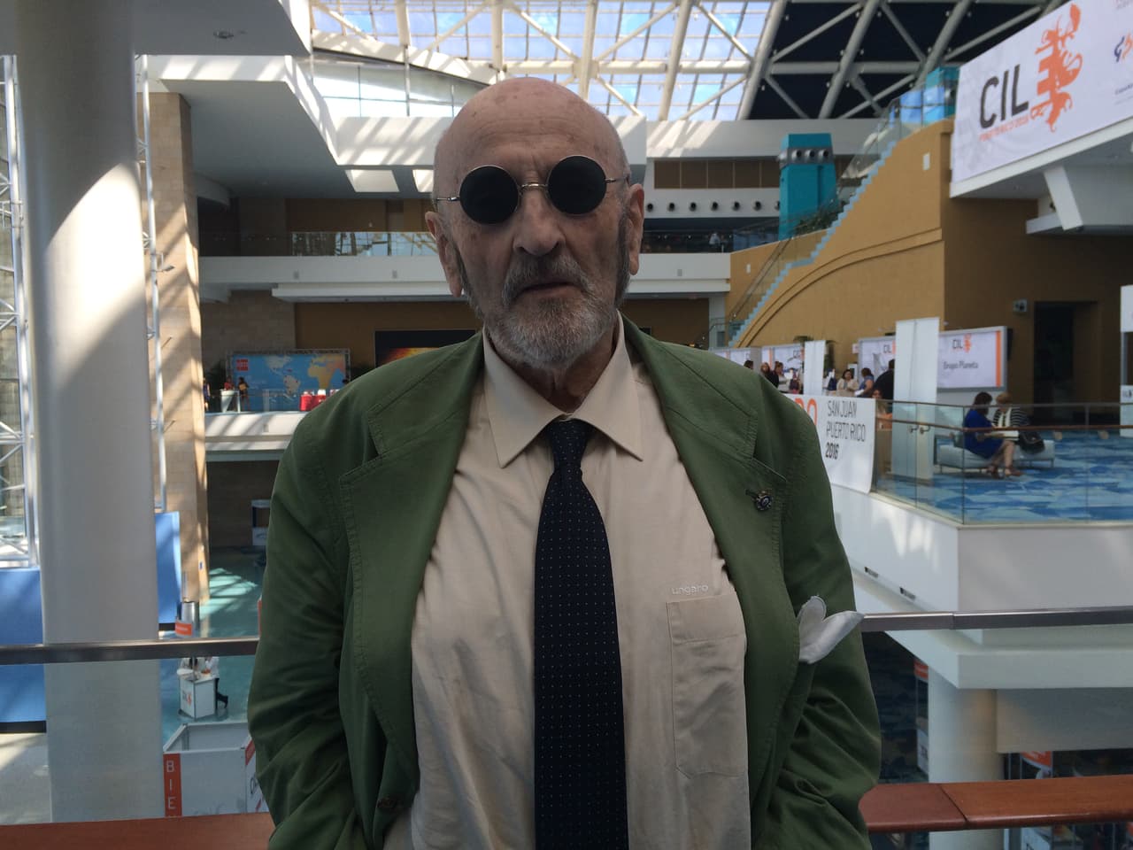 Divertirse con la literatura o ser Álvaro Pombo