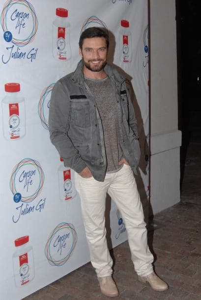 Durante la presentación Julián dijo que "soy una persona que se cuida de manera natural, que promueve la vida saludable y que apoya a los demás. Carson Life y yo nos moveremos para ayudar a todos a tener una mejor calidad de vida". (Fotos: Manuel Muñoz/Dream Team Agency) Más videos de Chismes aquí.