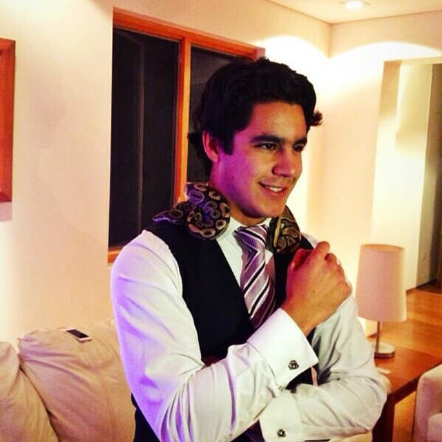 "La verdad se siente padrísimo que las personas te quieran, me siento muy agradecido, qué lindas que piensen que merezco tomarme una foto con ellas", confesó con toda humildad.