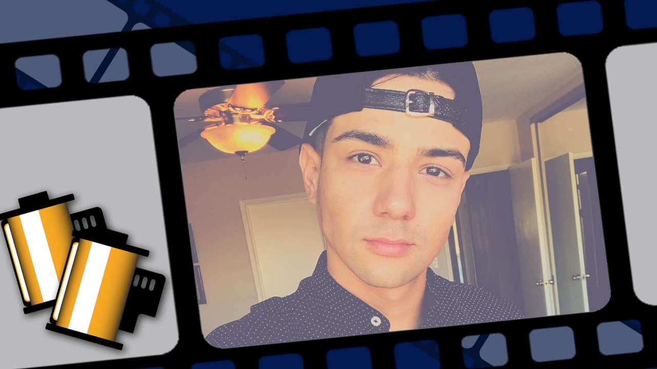 Luis saltó a la fama cuando subió un video de él cantando a las redes sociales.