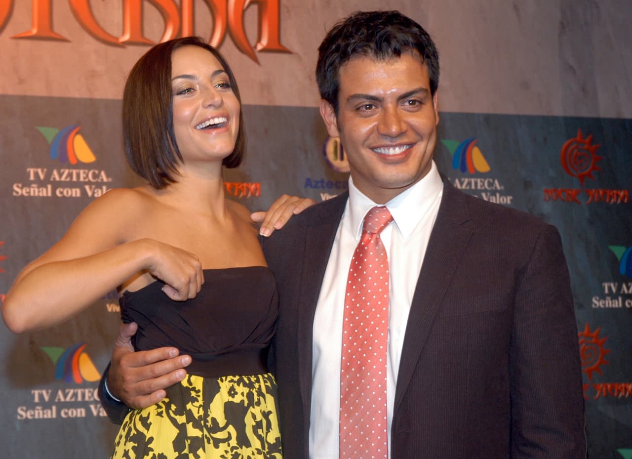 A partir de ese éxito, solo vinieron más protagónicos para el actor, como en 'Mientras haya vida' (2007) y 'Deseo prohibido' (2008). Ese mismo año Andrés estelarizó 'Noche eterna' junto a Marimar Vega.