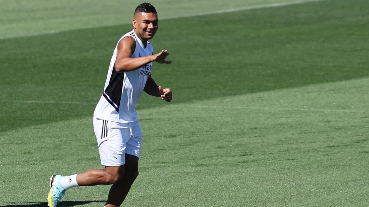 Manchester United hace oficial el fichaje de Casemiro