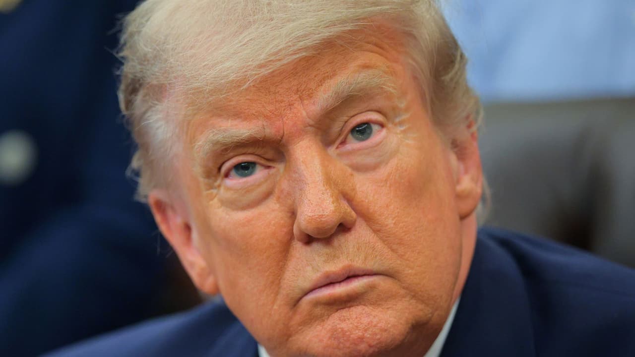 Nuevo memorando de USCIS obliga a solicitantes de Green Card a salir de EEUU: te explicamos