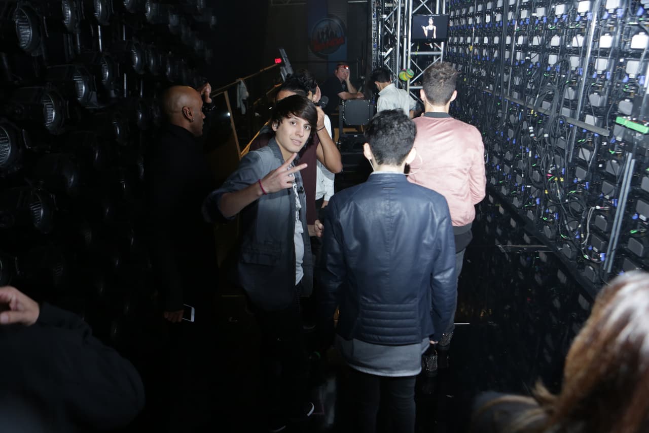 Ya comenzó la cuesta regresiva para la gran final de la #LaBandaLIVE. Súmate al backstage de tu programa favorito.