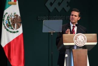 Peña anuncia acciones para el crecimiento económico de México