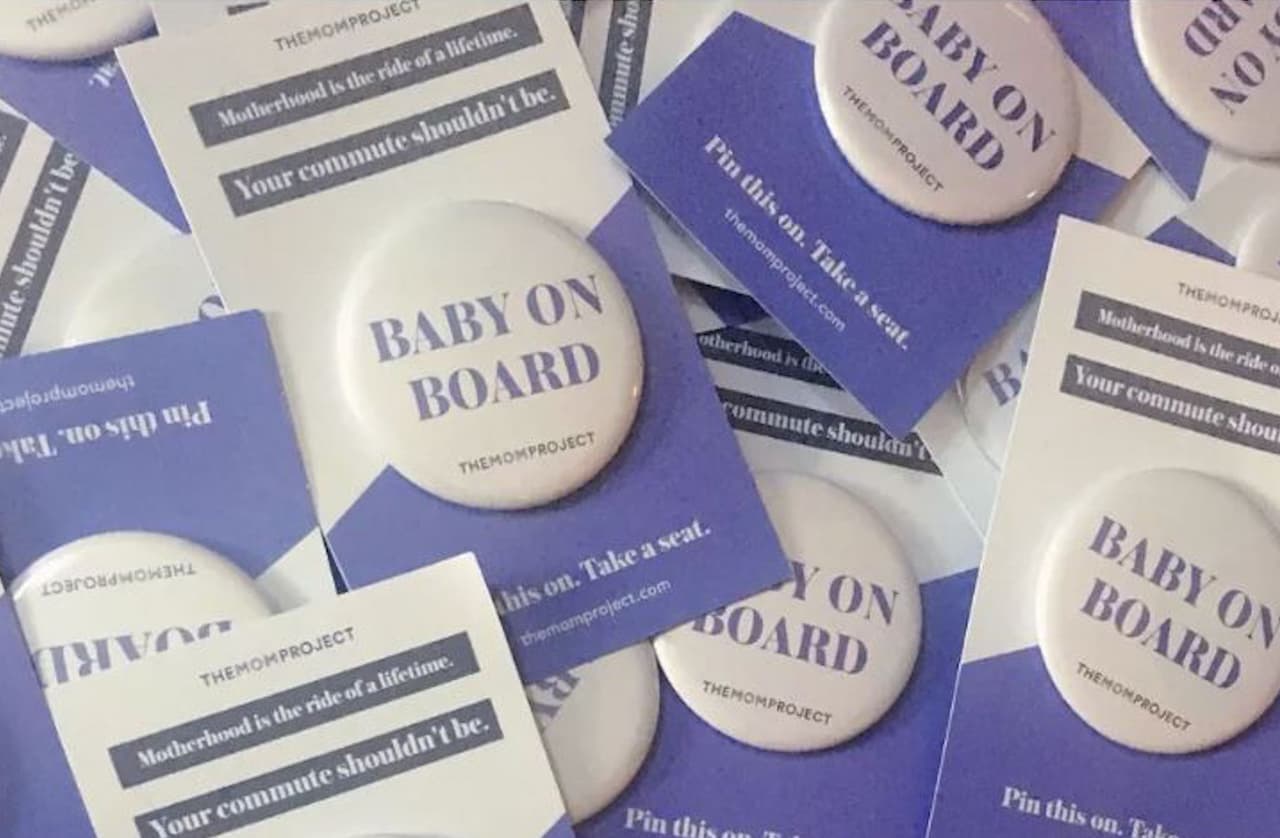 Mujeres embarazadas pueden obtener botones gratuitos de "bebé a bordo" para poder usar el CTA cómodamente