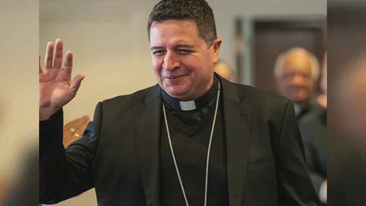 El papa nombra a Evelio Menjivar-Ayala, exinmigrante indocumentado, como obispo de Virginia Occidental