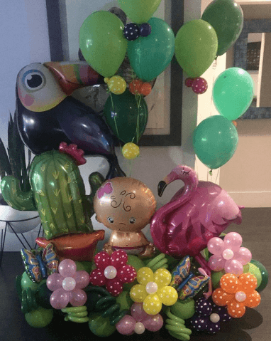 Y es que desde que supo que sería mamá por vez primera, la vida le ha sonreído: "Definitivamente Dios sabe lo que hace y en que momento estas preparado para recibir aquello que tanto anhelas". En esta imagen, Vanessa compartió el regalo que recibó hace unos días por el nacimiento de la pequeña Penélope.