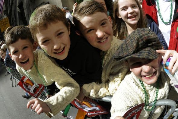 ¡Hay más irlandeses en Estados Unidos que en Irlanda! Se estima que unos 34 millones de estadounidenses son de descendencia irlandesa, mientras que la población de Irlanda es de unos 4 millones de habitantes.