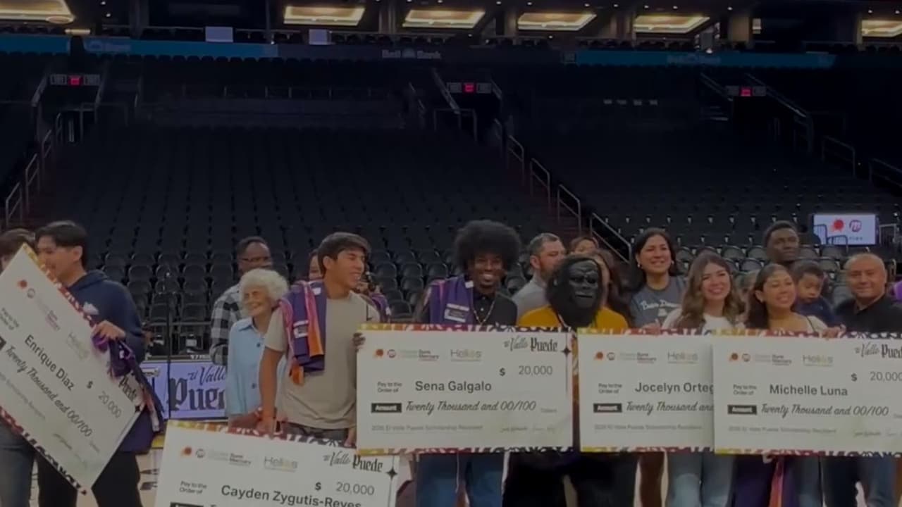 Así es como se enteraron estos graduados de preparatoria que recibían la beca 'El Valle Puede'