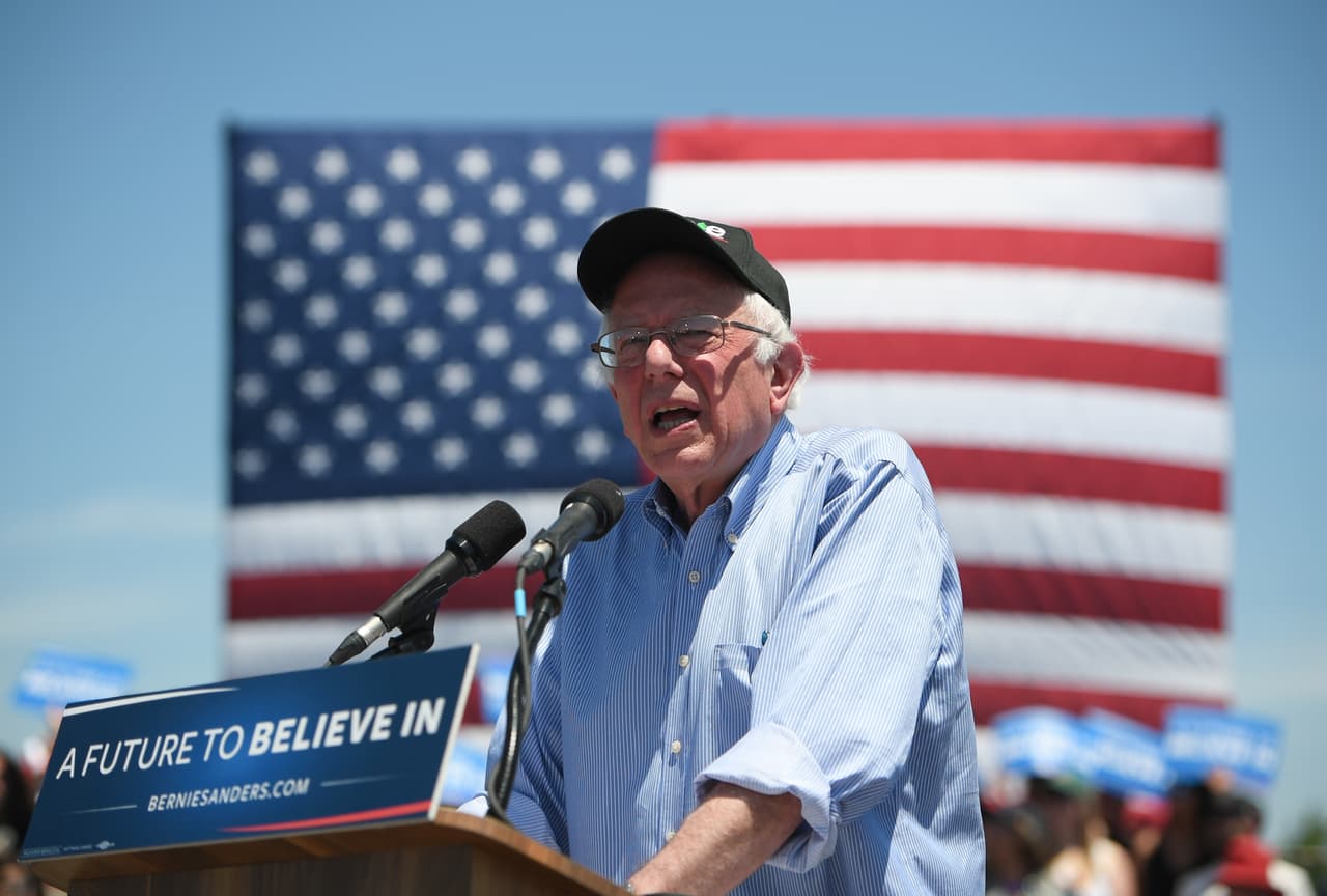 Para Sanders, Clinton sigue sin ser la nominada inevitable