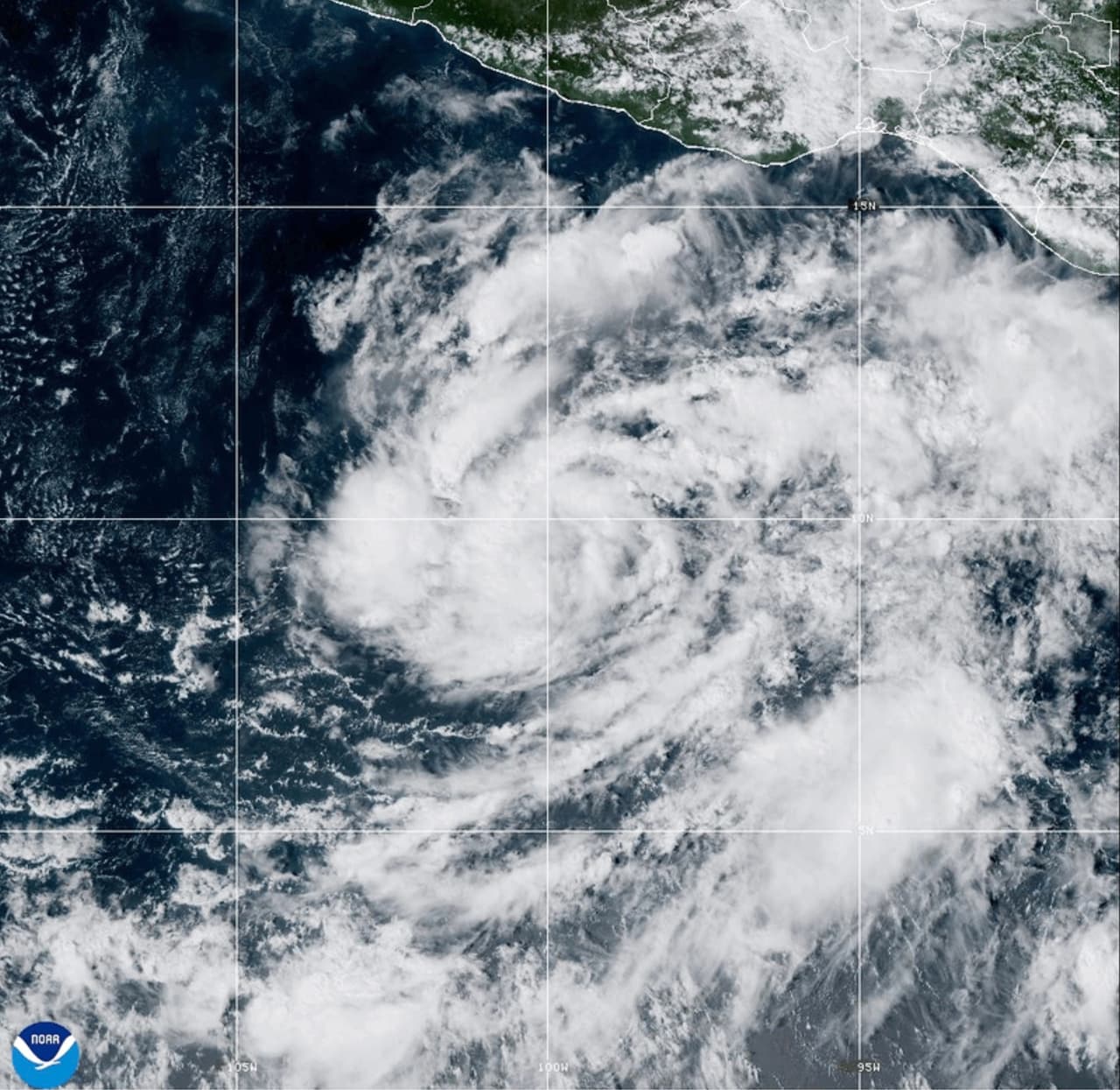 La tormenta tropical Vance amenaza con convertirse en huracán el viernes; prevén oleaje peligroso en costas de México