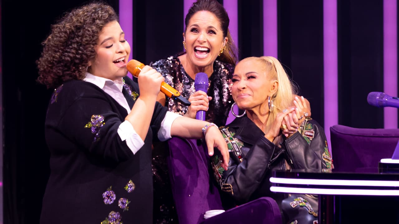 Lucero y Lucerito encabezan el tributo a Yuri y le cantan 'Maldita Primavera'
