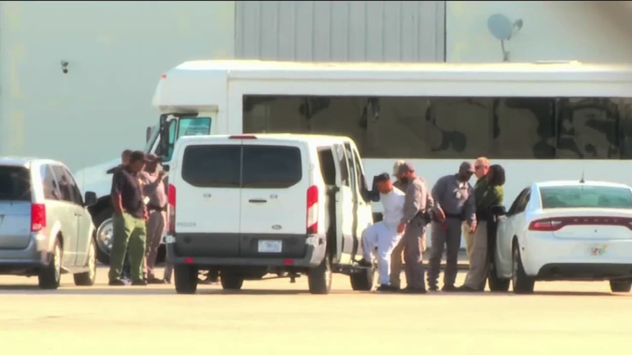 ¿Cómo funcionan las deportaciones a terceros países y qué opciones tienen los inmigrantes?