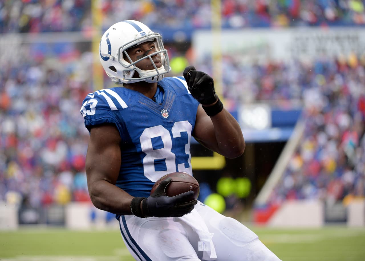 Los Patriots consiguen al ala cerrada Dwayne Allen a cambio de una cuarta ronda