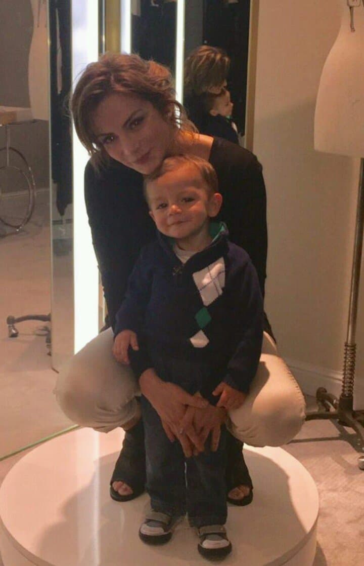 <a href="http://www.univision.com/temas/silvia-navarro"><b>Silvia Navarro</b></a> es muy discreta al compartir imágenes de León en sus redes sociales, siendo esta fotografía la última que publicó en su cuenta de Instagram, dejándonos ver que el parecido que tiene su hijo con ella es impresionante.