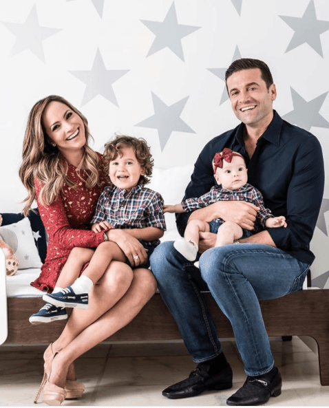 El primer hijo de esta pareja nació el 12 de julio de 2014 y decidieron llamarlo Bruce.