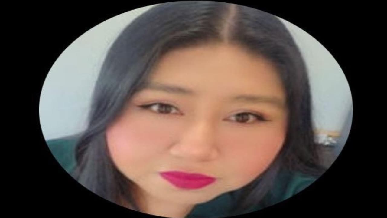 Buscan en Houston a mujer acusada de usar documentos falsificados para tramitar títulos de vehículos