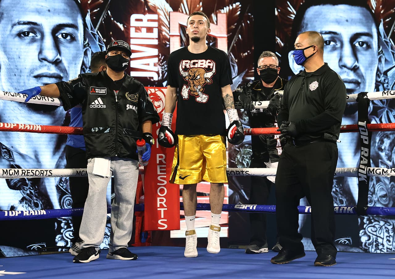 Javier Martínez derrotó en el primer round a Billy Wagner en combate de peso mediano.