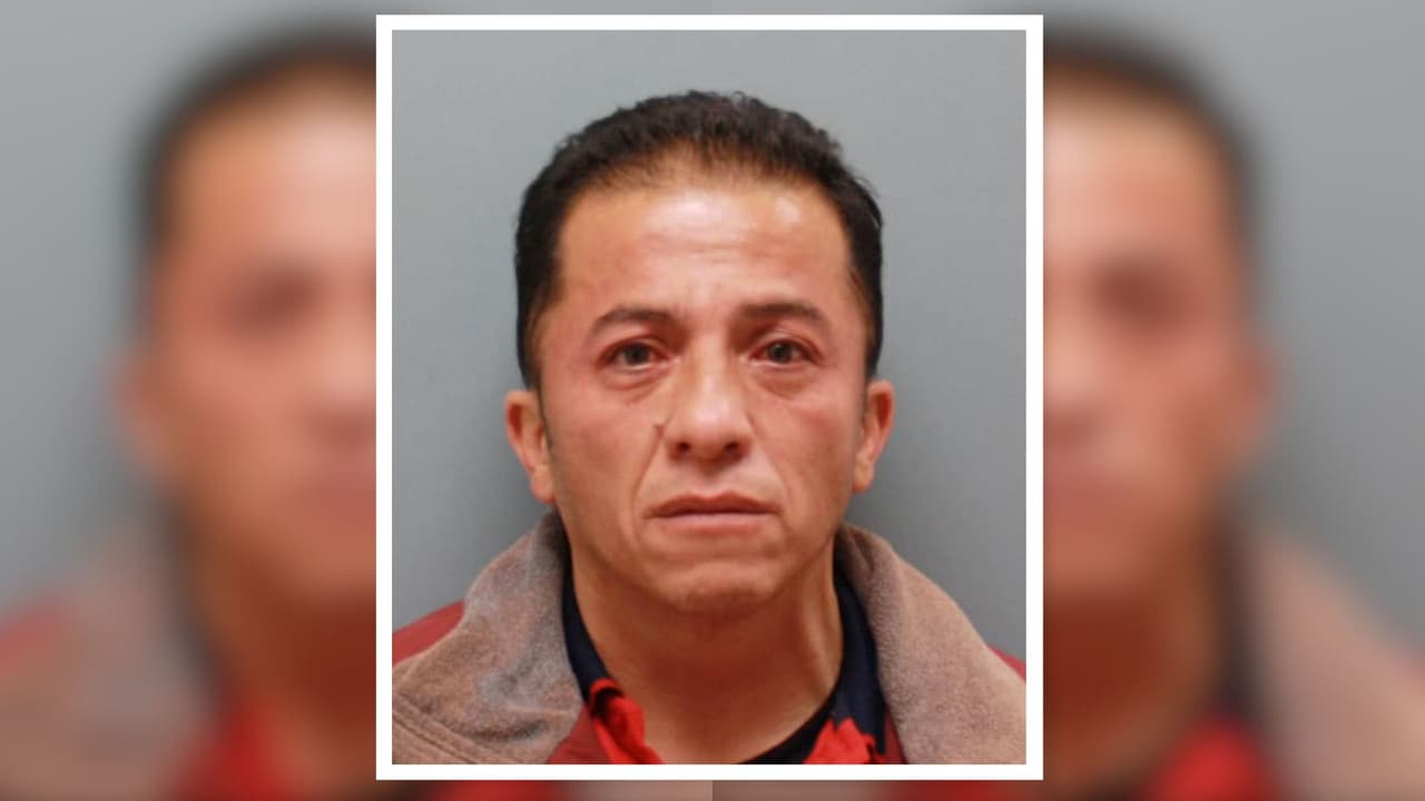 Extraditan de Colombia a Guillermo Alex Castillo acusado de asesinar a Joel Gerhart hace 25 años en Texas 