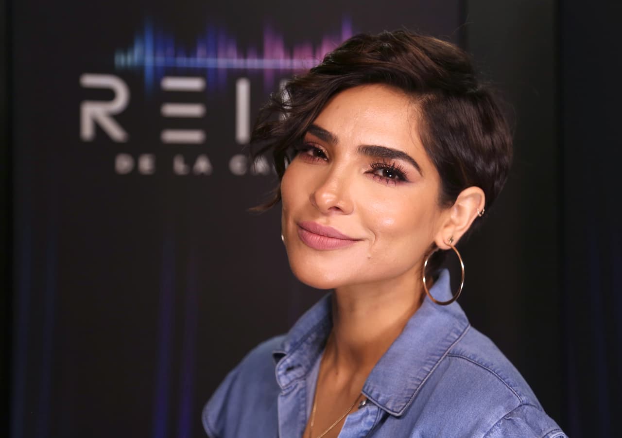 "Cuando decidí cortármelo pensé mucho en mi hermana. Cuando tomé la decisión de hacerlo ella fue mi guía", confesó a la revista People en Español.