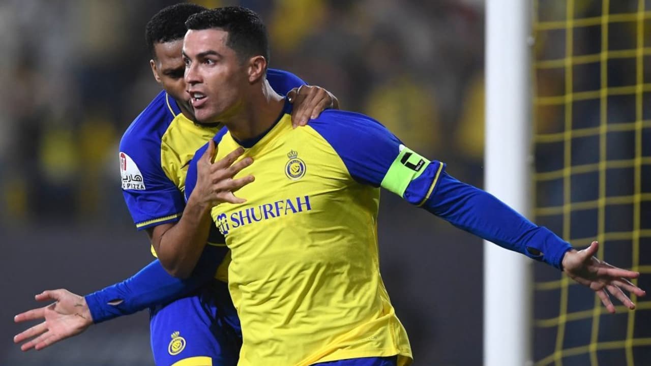 Cristiano Ronaldo hace su gol 13 con Al-Nassr en el triunfo ante Al-Tai