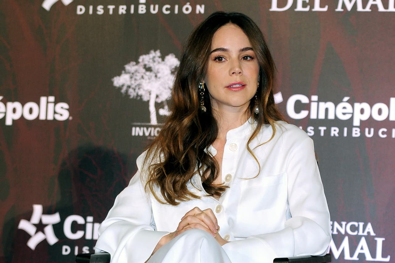 Cuando le preguntaron si le gustaría que sus hijos incursionaran en el cine, Camila respondió: "Son muy chiquititos, no lo había pensado, lo voy a pensar".
<br>