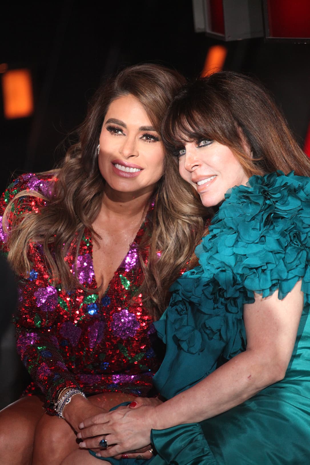 "Mi Gali, una mujer a la que quiero tanto. Tener cerquita a los amigos, por lo menos una vez a la semana, y apapacharnos tanto. Comemos, bromeamos. Eso me da alegría y es un cariñito para el corazón", explicó.