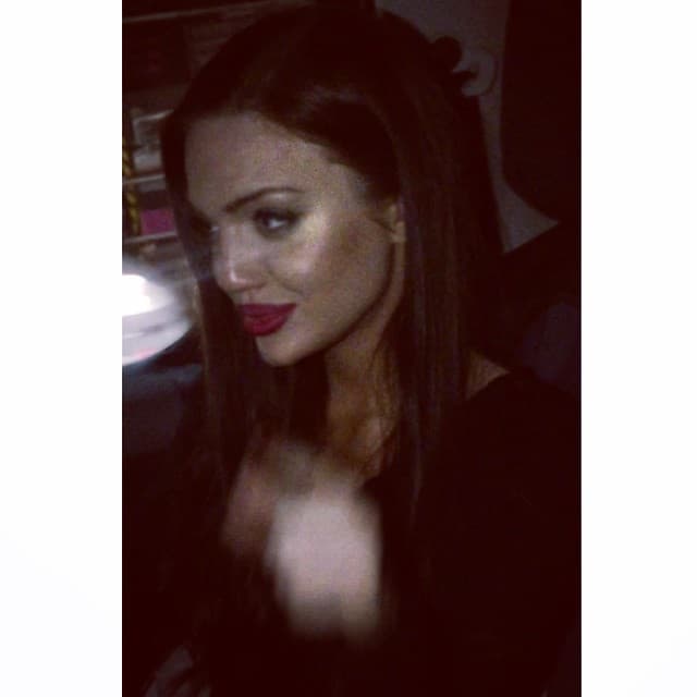 Esta belleza no es Angelina.