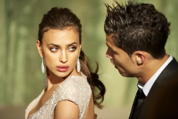 Antes de iniciar su romance, Irina salía con el futbolista portugués Cristiano Ronaldo; y Bradley con la actriz inglesa Suki Waterhouse.