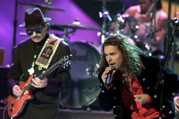 1. ¿Sabías que en el año 2000 se celebró la primer ceremonia de Latin GRAMMY? El show se realizó el 13 de septiembre y los grandes ganadores de la noche fueron Carlos Santana, Maná, entre otras estrellas. Esta edición fue totalmente en inglés.