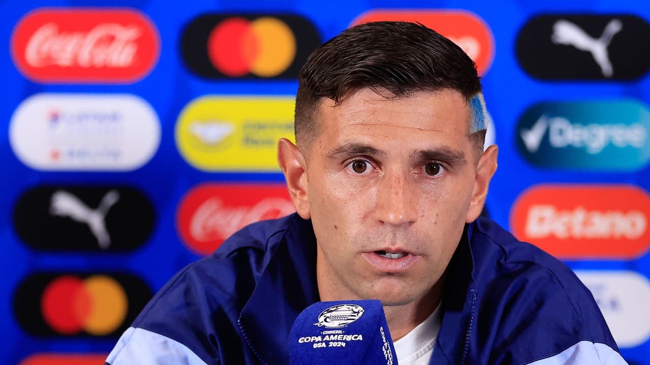 'Dibu' y la bronca de Darwin y Uruguay: "Yo no diría que haría lo mismo"