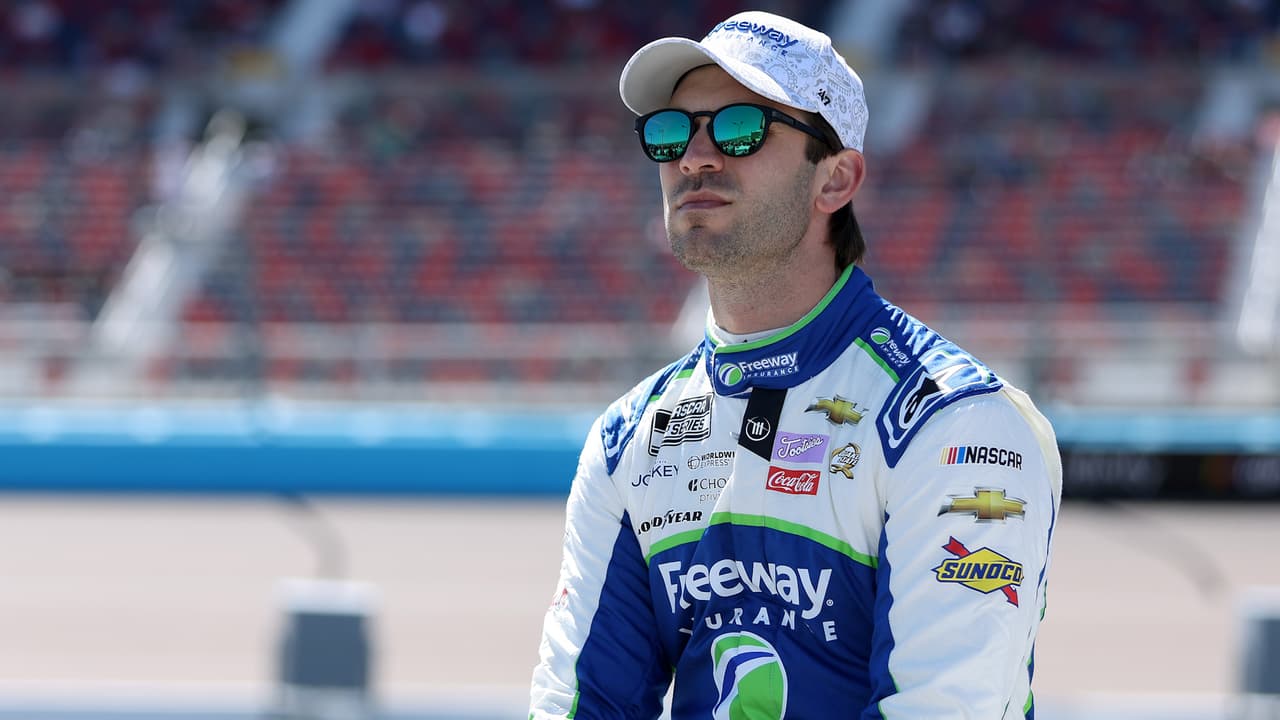 Daniel Suárez termina en el sitio 13 en la cuarta fecha de NASCAR Cup