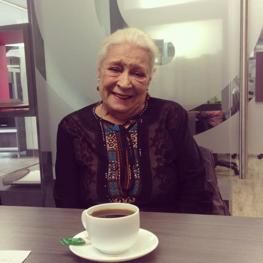 La primera actriz 
<b>Dora Cadavid</b> se encargo de personificarla. Ella ha seguido vigente en la televisión colombiana, su trabajo más reciente fue en la telenovela 'La ley del corazón' (2017).