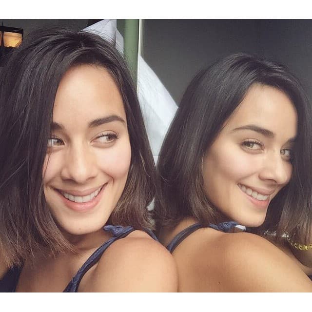 Hablando de linduras, viene Esmeralda Pimentel a dar lecciones de hermosura al natural.