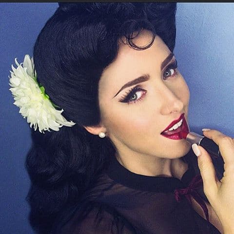 ¿Qué tal luce Ariadne Díaz con maquillaje retro?