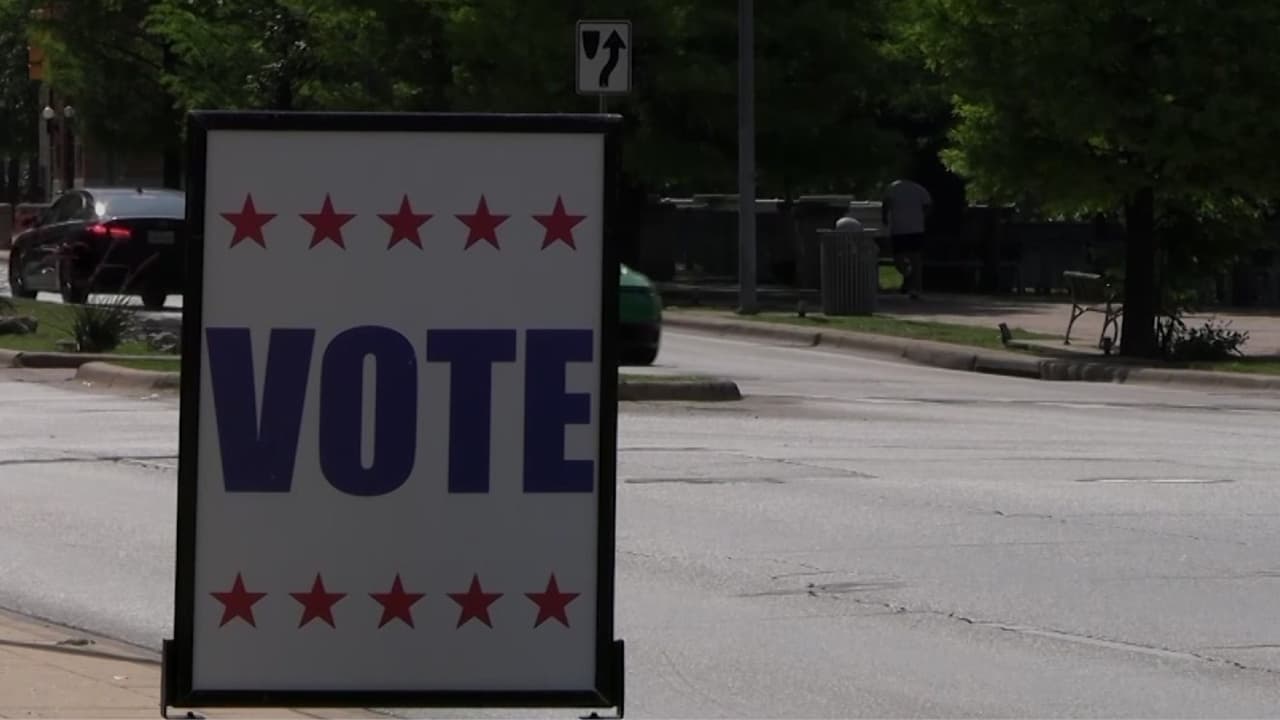 Más demócratas que republicanos han participado en votación anticipada en el centro de Texas