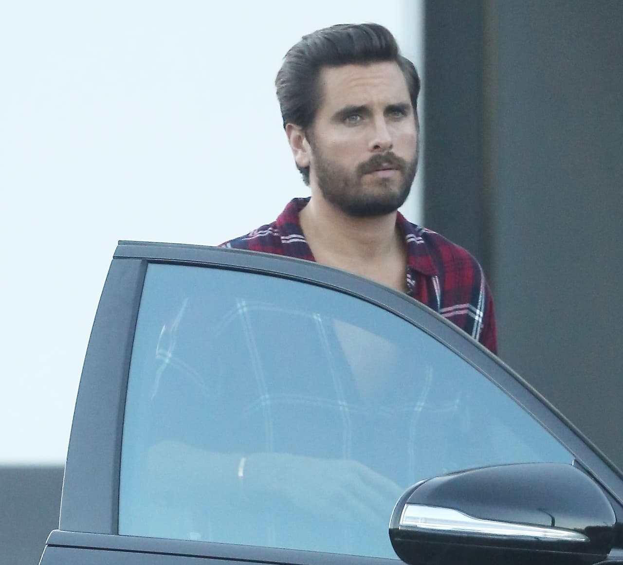 La Kardashian reveló en su famoso reality show que ha luchado mucho por su familia.