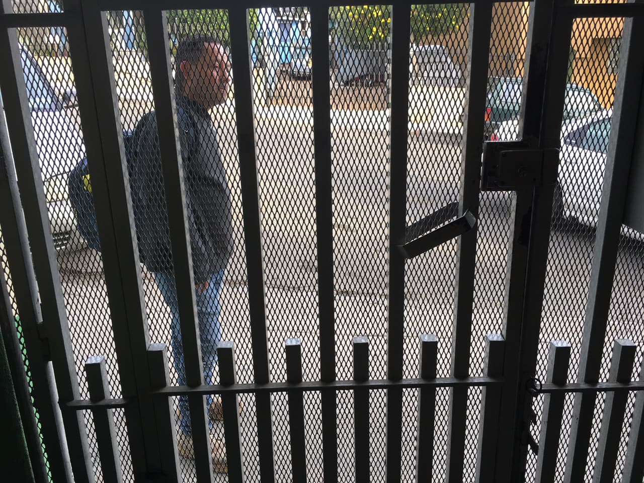 El número de inmigrantes mexicanos que viajaron a EEUU disminuyó 6% de 2007 a 2015, de acuerdo a un estudio del Centro de Investigaciones Pew.