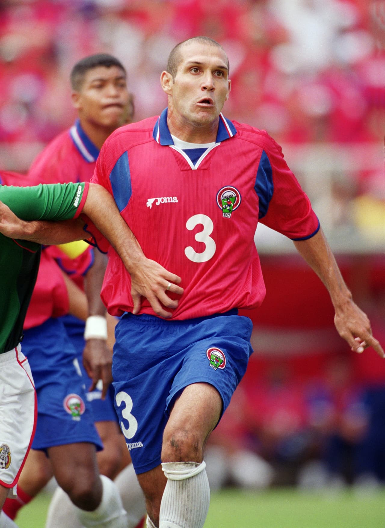 Luis Marín (Defensa) - Es el actual asistente técnico de Óscar Ramírez en la selección. Jugó en varios equipos de su país, pero más tiempo en el Alajualense. Fue al River Plate de Uruguay y al Maccabi Netanya de Israel. Jugó 2 Mundiales (2002 y 2006).