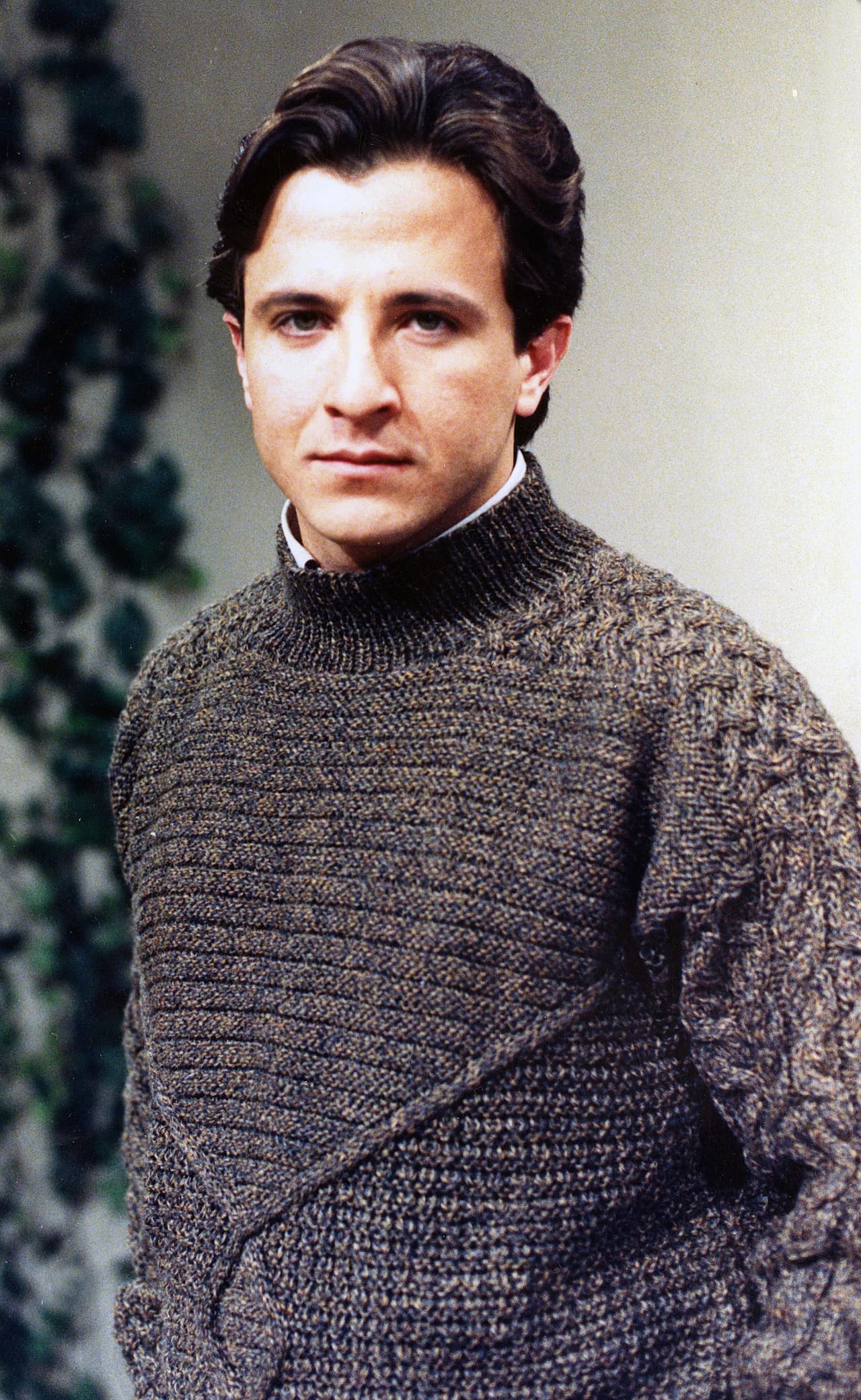 <b><a href="https://www.univision.com/famosos/5-de-sus-actores-ya-fallecieron-que-fue-del-elenco-de-corazon-salvaje-fotos" target="_blank">Palomo murió a los 41 años</a> </b>a consecuencia de un infarto el 6 de noviembre de 2003.
<br>