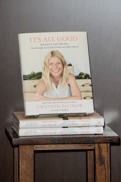 Con el primer libro obtuvo éxitos por lo que decidió lanzar un segundo libro titulado "Todo es bueno", en este además de recetas, detalla hábitos alimenticios de su familia.