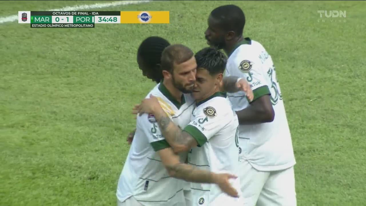 ¡Volea de Felipe Mora para el 0-1! Los Timbers estrenan los cartones