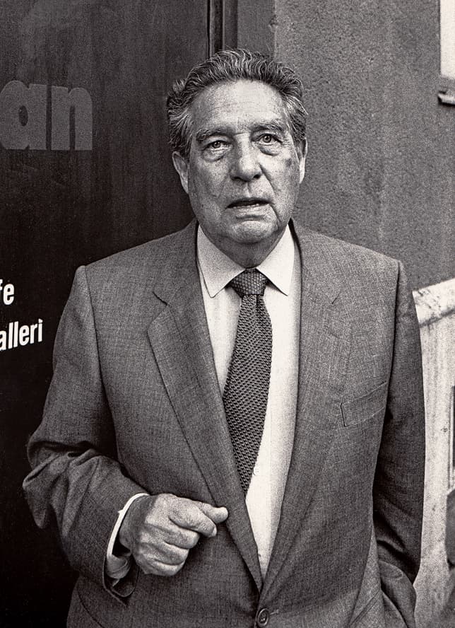 En 1998 el recinto cultural recibió a
<b>Octavio Paz</b>, ganador de un Premio Nobel de Literatura y que falleció el 19 de abril de aquel año.