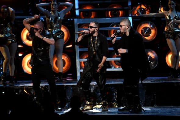 Uno de los momentos más emocionantes llegó cuando Yandel, General Gadiel y Farruko interpretaron ‘Plakito’.