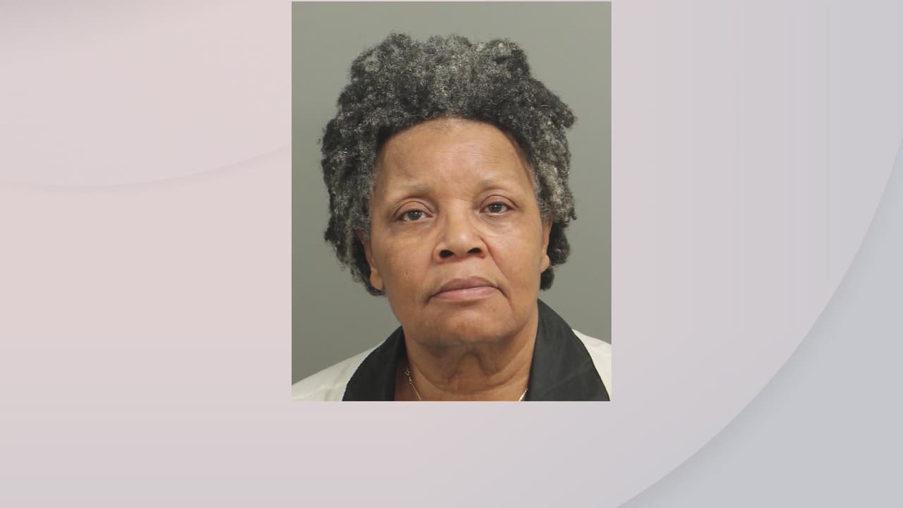 Mujer es acusada de asesinar a su esposo a punta de batazos 