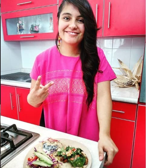 "Una persona publicó información que no es correcta y no se imaginó lo que esto podría ocasionar; ahora mi futuro y de terceros se ha visto comprometido", explicó.